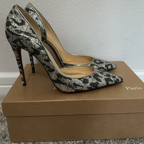 Christian Louboutin Iriza Stilettos - Picture 2 of 7